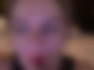 MaribelRiverr's Live Sex Cam Show