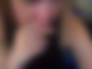 MaribelRiverr's Live Sex Cam Show