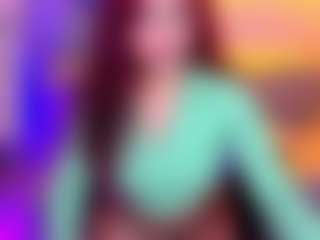 Live cam show with Noa-Tp - Body Massage on Gym Cam Girls