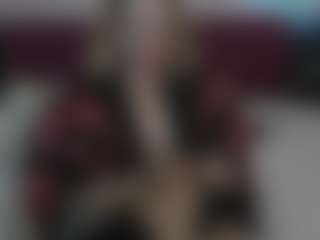 Live cam show with DesperateClit - Strapon on AdultVida.com
