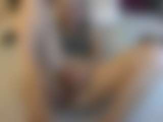 DesperateClit's Live Sex Cam Show
