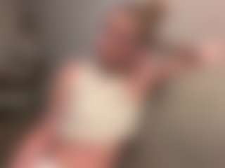 SummerR0ze's Live Sex Cam Show
