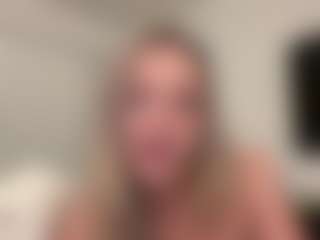SummerR0ze's Live Sex Cam Show