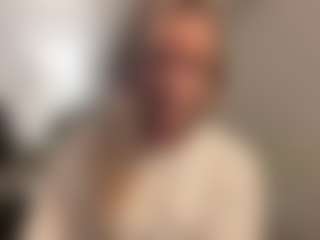 SummerR0ze's Live Sex Cam Show