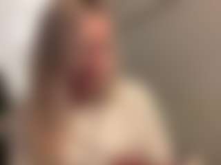 SummerR0ze's Live Sex Cam Show