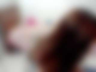 Live cam show with MEGANGREY21 - Gray Eyes on 1on1-livenow