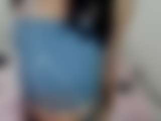 Live cam show with MEGANGREY21 - Gray Eyes on Soda Cam