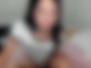 Live cam show with MEGANGREY21 - Facial on Camsoda