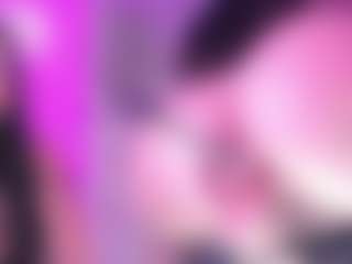 Live cam show with PurryBella - Curvy on hotwifechat.live