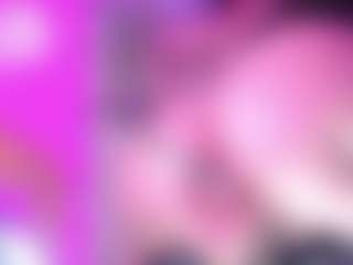 Live cam show with PurryBella - Middle Aged on chickslive.net