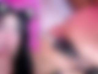 Live cam show with PurryBella - Petite on realtime-chat