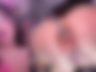 Live cam show with PurryBella - Average on Gym Cam Girls