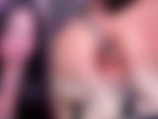 Live cam show with PurryBella - Average on fapnchat