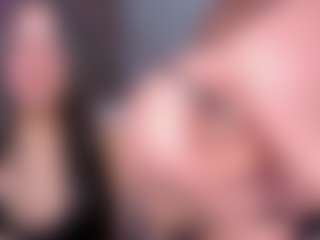 Live cam show with PurryBella - Petite on Mixed Magazine Live