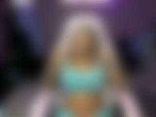 Live cam show with Carmela - Toys on live18s.com