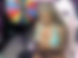 Live cam show with Carmela - Big Tits on crypto-cams