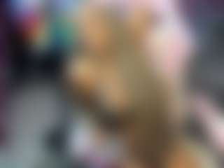 Live cam show with Carmela - BBW on Camversity