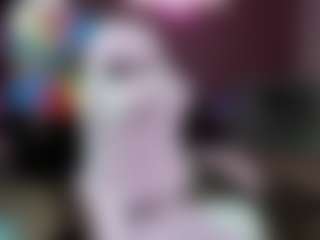Live cam show with Carmela - BBW on Soda Cam