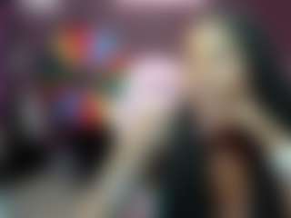 Live cam show with Carmela - Ebony on AdultVida.com