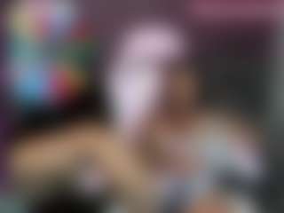 Live cam show with Carmela - Brown Eyes Brown Hair on Camsoda Late Night