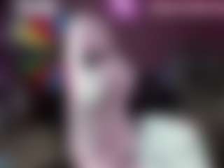 Live cam show with Carmela - BBW Squirt on Free Soda