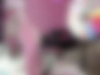 Live cam show with Carmela - Young Adult on Hubzter Live