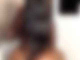 XYOMARA-WILD's Live Sex Cam Show
