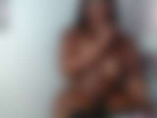 XYOMARA-WILD's Live Sex Cam Show