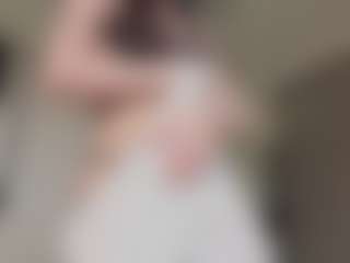 Live cam show with JulianneEdgman - No Smoking on studioflirtlive.com