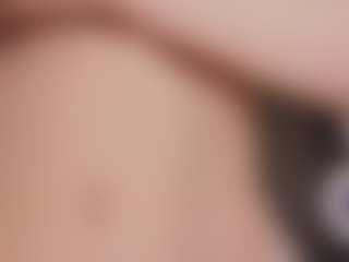 Live cam show with JulianneEdgman - Ass Bouncing on Camsoda