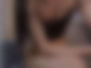 JulianneEdgman's Live Sex Cam Show