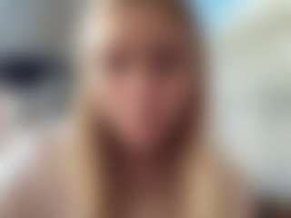 Live cam show with Lei - Mature on hotwifechat.live