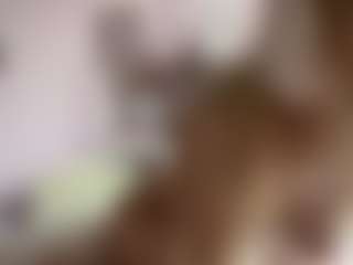 Live cam show with Melissa - Blonde Hair on Milfs Live