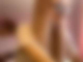 Live cam show with Melissa - Handjob on sexylive.show