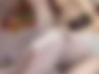 Live cam show with Melissa - Blue Eyes on Mixed Magazine Live