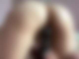 Live cam show with Melissa - Lovely on livesuperchat.net
