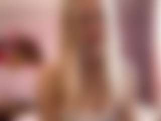 Live cam show with Melissa - Skinny MILF on livesexfox.com