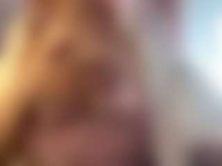Live cam show with Melissa - Spy Granny on anonymated.com