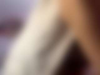 Melissa MILF webcam performer live streaming