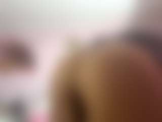 Live cam show with Melissa - Cono Afeitado on LiveSexCams6