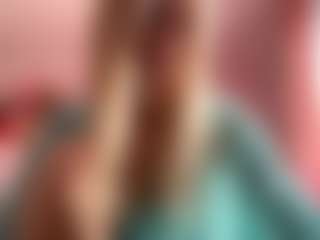 Melissa MILF webcam performer live streaming