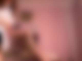 Live cam show with Melissa - Moaning on livesuperchat.net