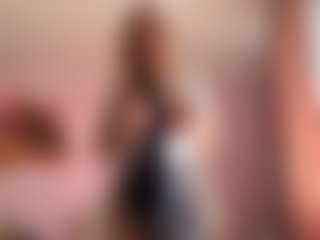 Live cam show with Melissa - Public MILF on CamSextacy