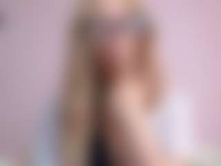 Live cam show with Melissa - Blonde Hair on Camsoda