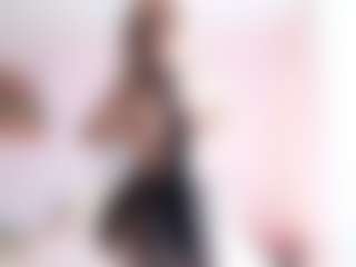 Live cam show with Melissa - Cosplay MILF on chickslive.net