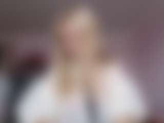 Live cam show with Melissa - Blondie on Instabang