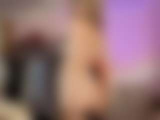 Live cam show with Melissa - Cosplay on Pornisteam.com