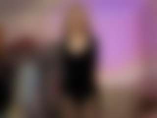 Live cam show with Melissa - Stockings on mypornchat.com