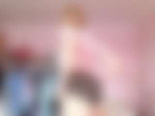 Live cam show with Melissa - Blonde Hair College on Strip Flash - Live Sex Shows