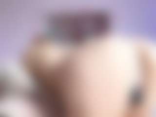 Live cam show with Melissa - Legs on CSO-WL